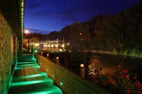 Hotel Val De La Cascade Stavelot Exterior foto